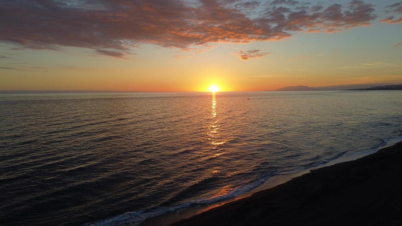 Laguna Beach Wohnung Mit Freiem Meerblick Torrox Buitenkant foto